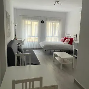 Estudio Completo En Centro De Apartamento